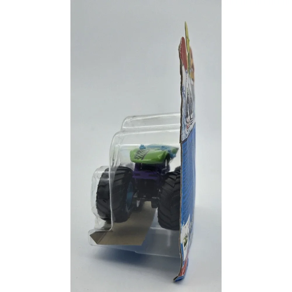 Hot Wheels‎ Monster Trucks Color Shifters Twin Mill New Pkg Damage